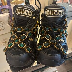 Gucci shoes women 36.5 never worn